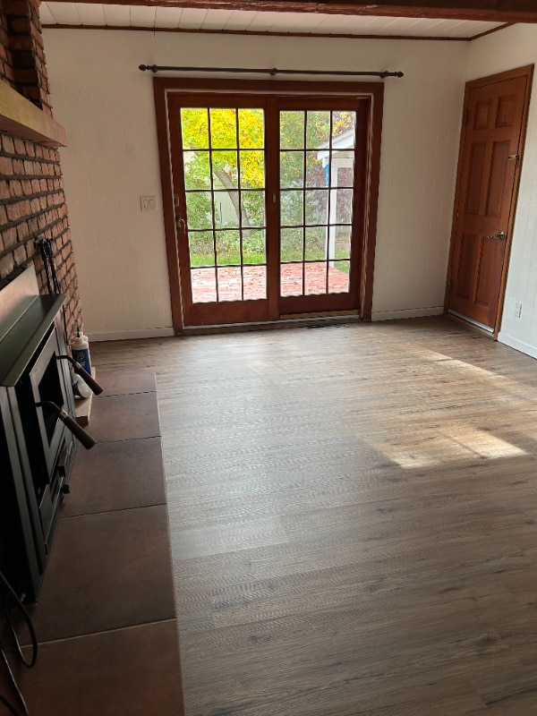 Building Photo - 2700 Carmel Dr