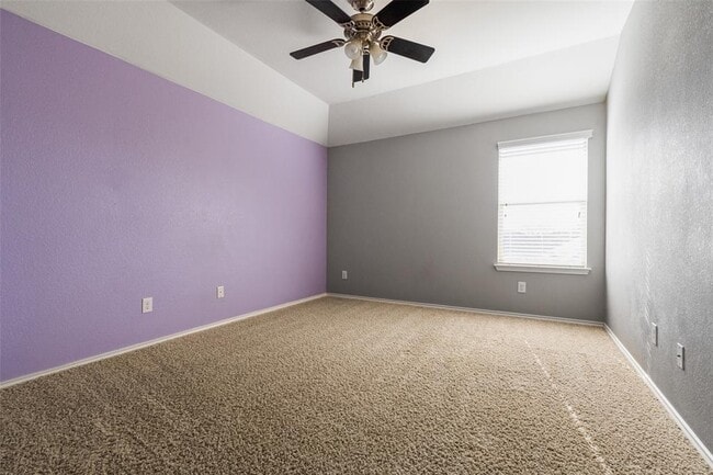 Building Photo - 19701 Drifting Meadows Dr