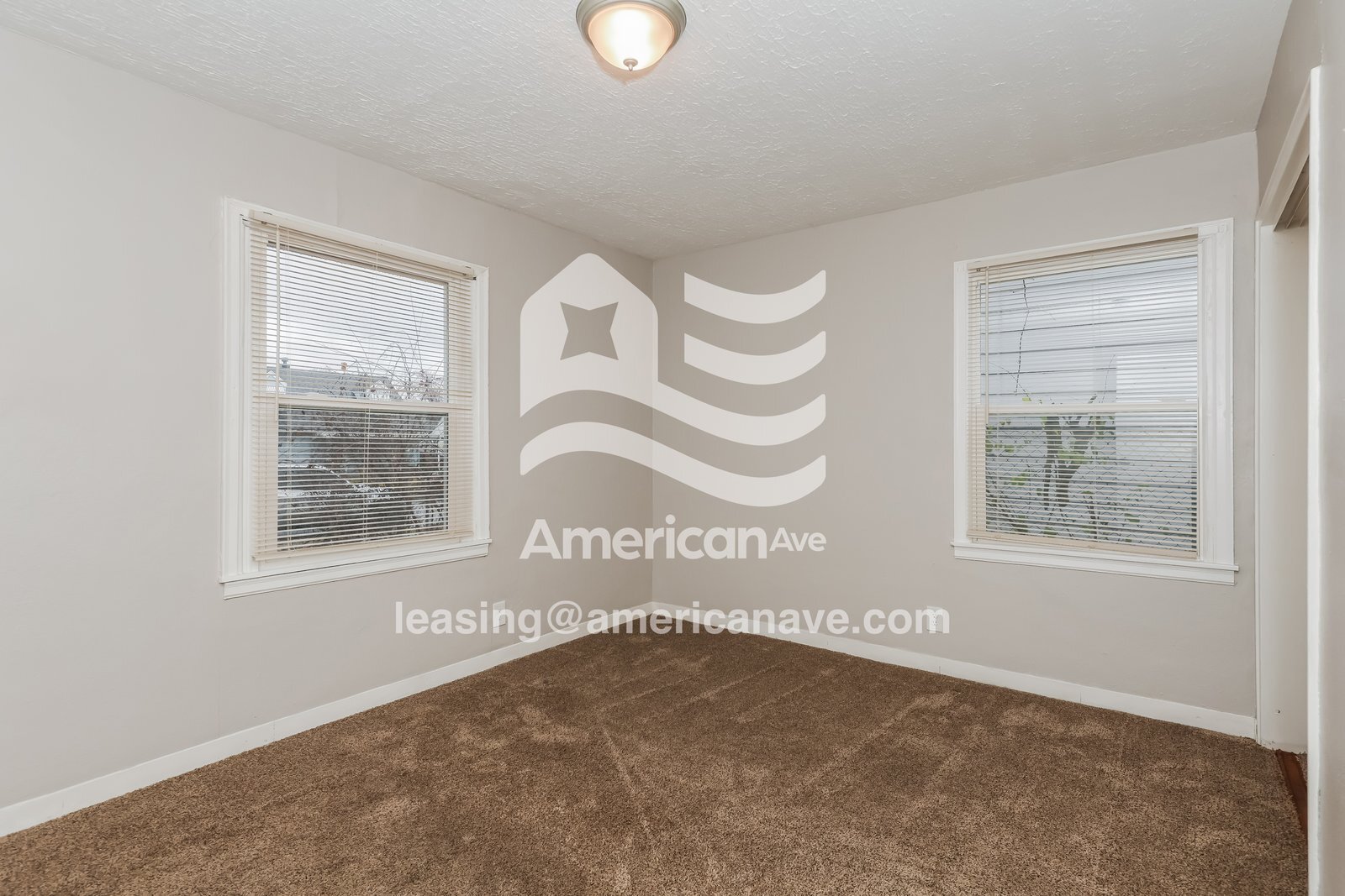 Building Photo - 1105 Blakley Dr