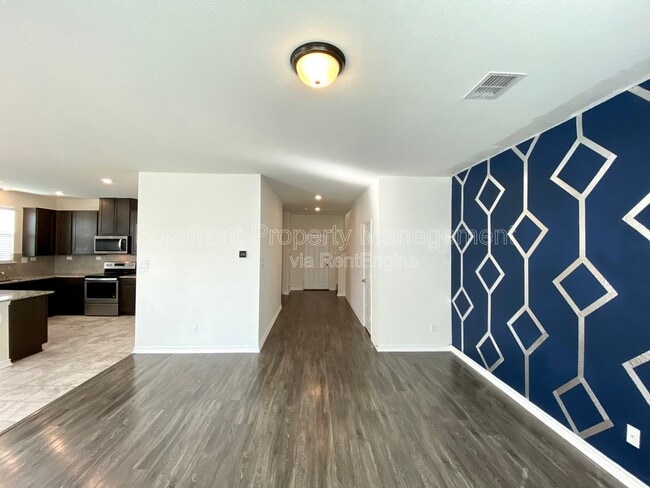 Building Photo - 9803 Boxer Creek