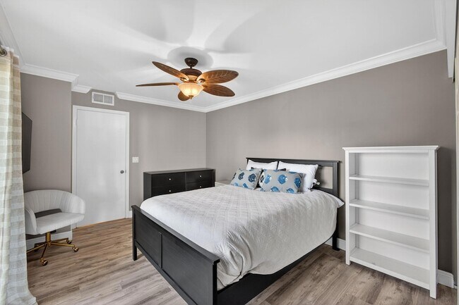 Building Photo - 112 Ocean Cove Dr