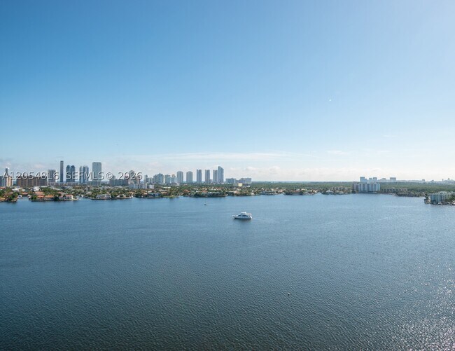 Building Photo - 17301 Biscayne Blvd