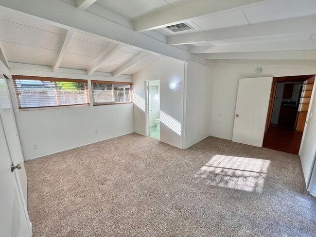 Building Photo - 3063 Volk Ave