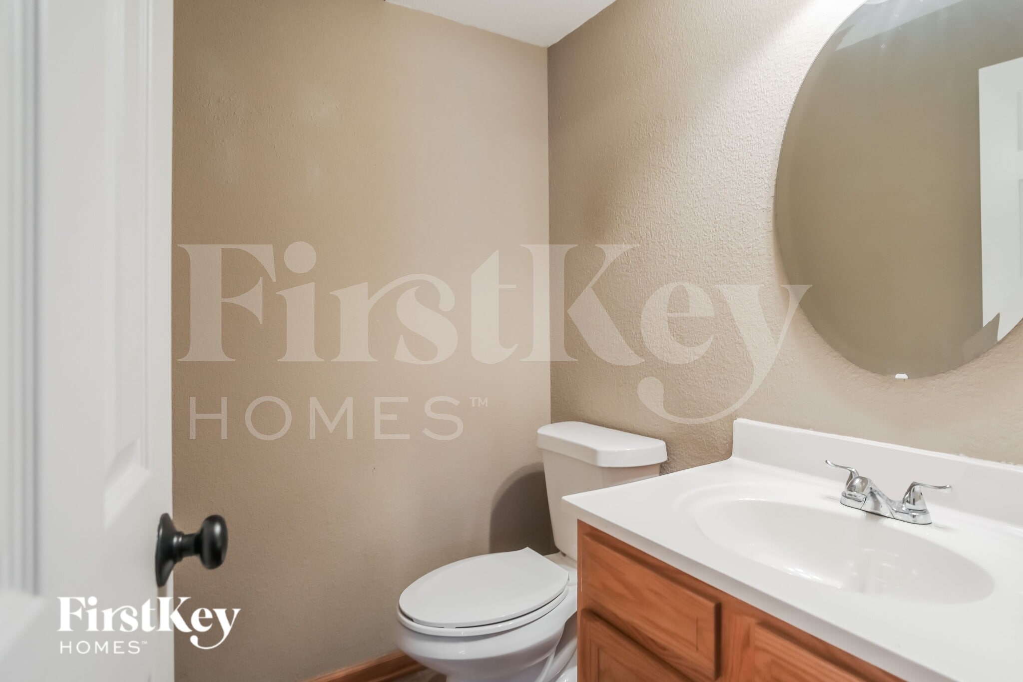 Building Photo - 316 NE Coldwater Creek Dr