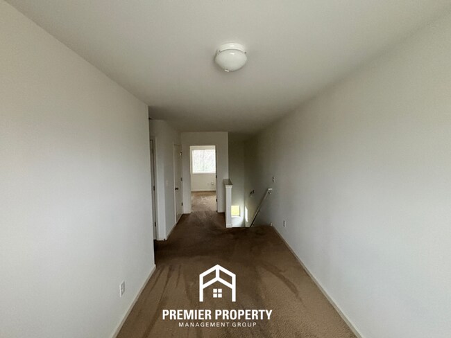 Building Photo - Beautiful 3BR/2.5BA Bessemer Home with Granite Kitchen, Fireplace & Covered Patio