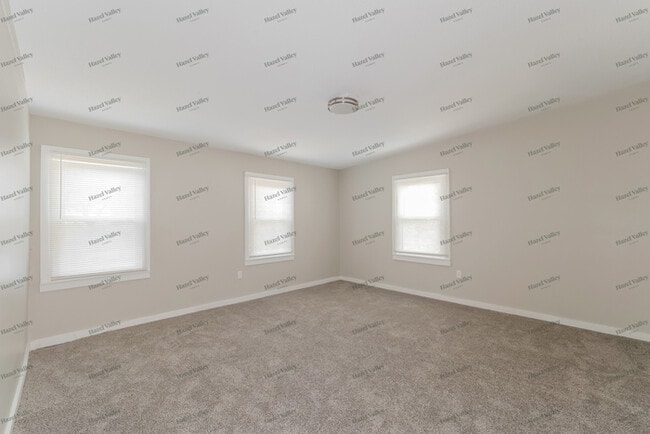 Building Photo - 9713 Rice Ave