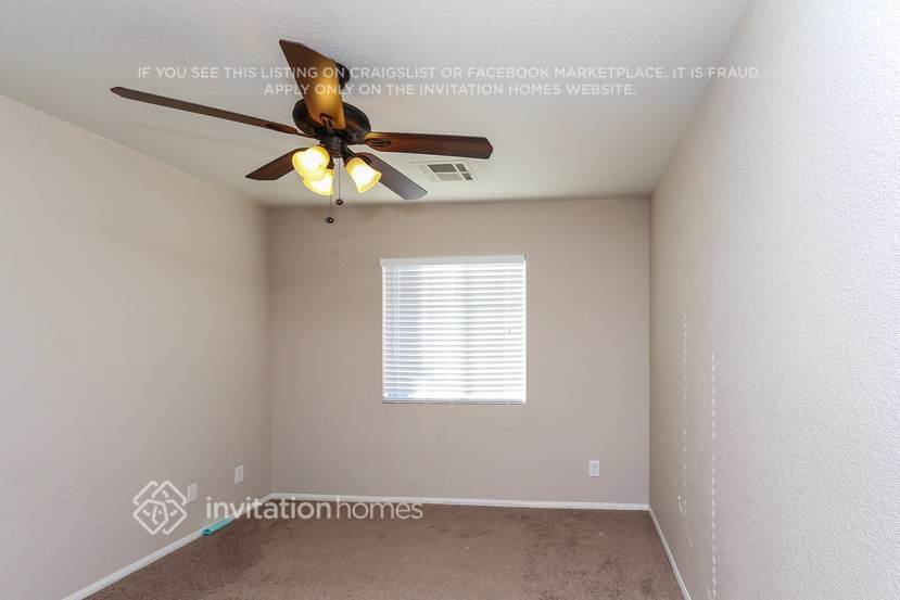 Building Photo - 8344 S Pioneer Way