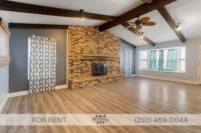 Building Photo - 800 Brooks Ave