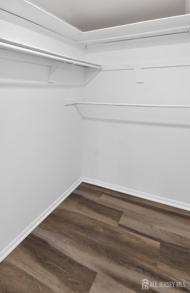 Building Photo - 111 Keystone Ct