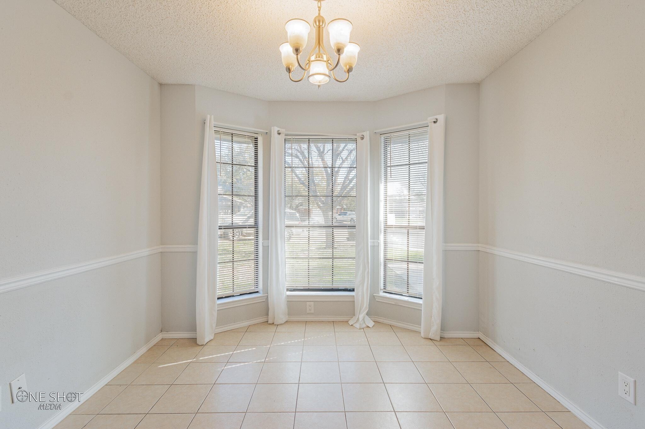 Building Photo - 2957 Oak Ridge Ct