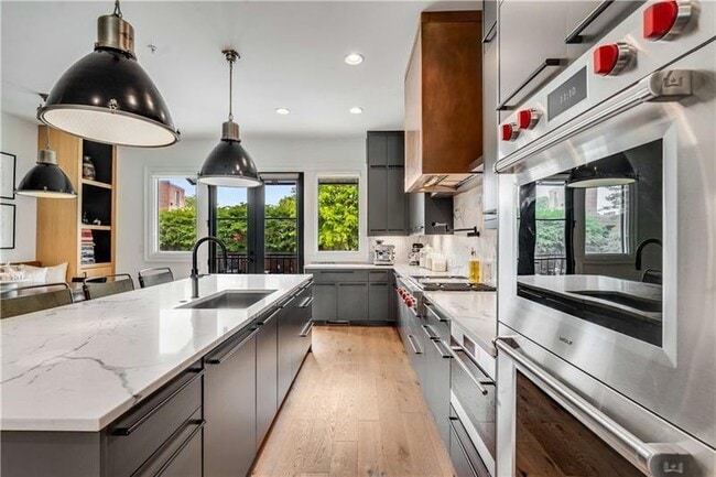 Building Photo - 661 Auburn Ave NE