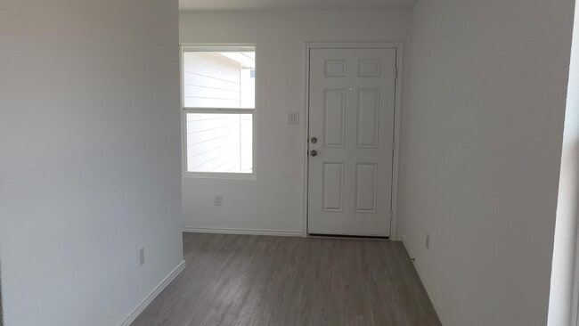 Building Photo - 5911 Coahulia Rdg