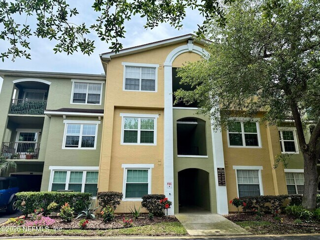 Building Photo - 4035 Grande Vista Blvd