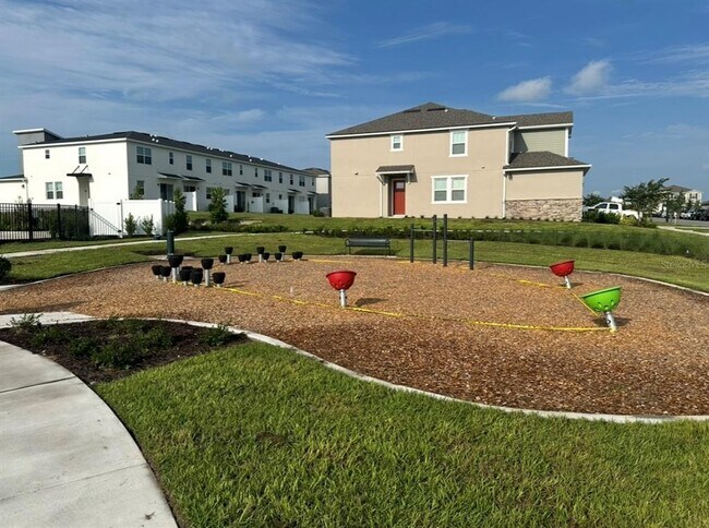 Building Photo - 9051 Coral Cpe St