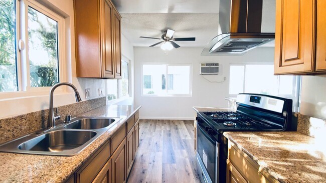 Building Photo - Chateau Fair