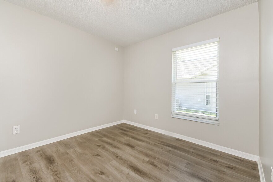 Building Photo - 3832 Peace Pipe Dr