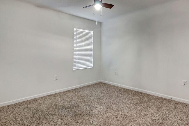 Building Photo - 4632 Honor Guard Wy