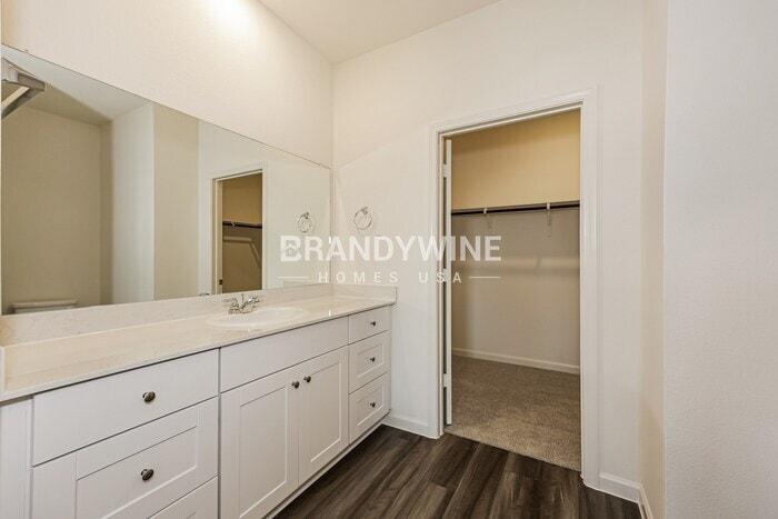 Building Photo - 8352 Sniptoe Dr