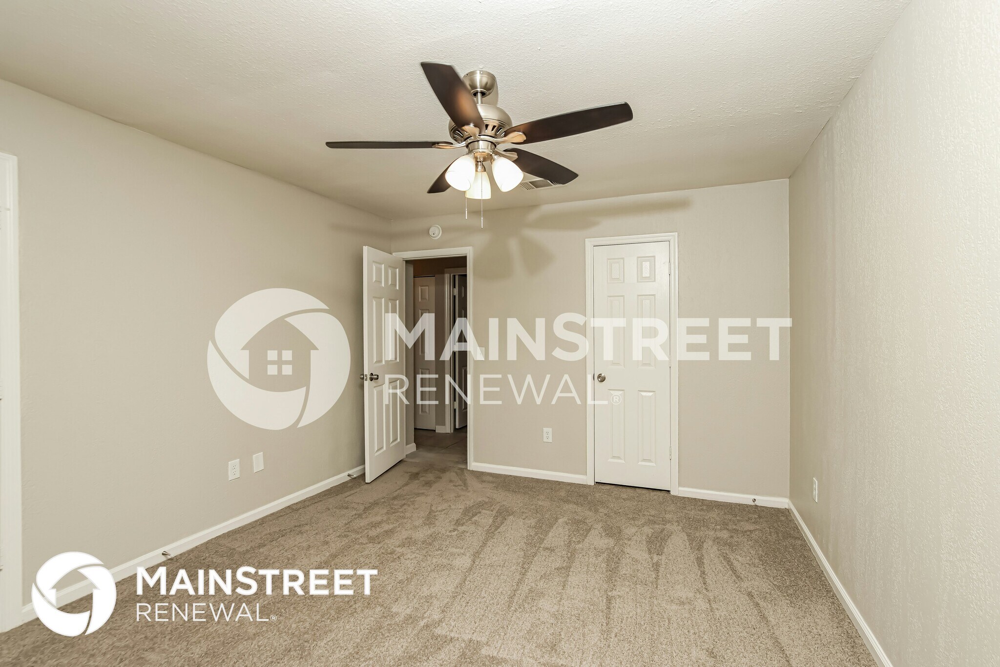Building Photo - 1206 Cricket Dr NE