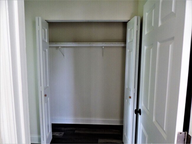 Building Photo - Newly Renovated 3 Bedroom 2 Bathroom House for Rent