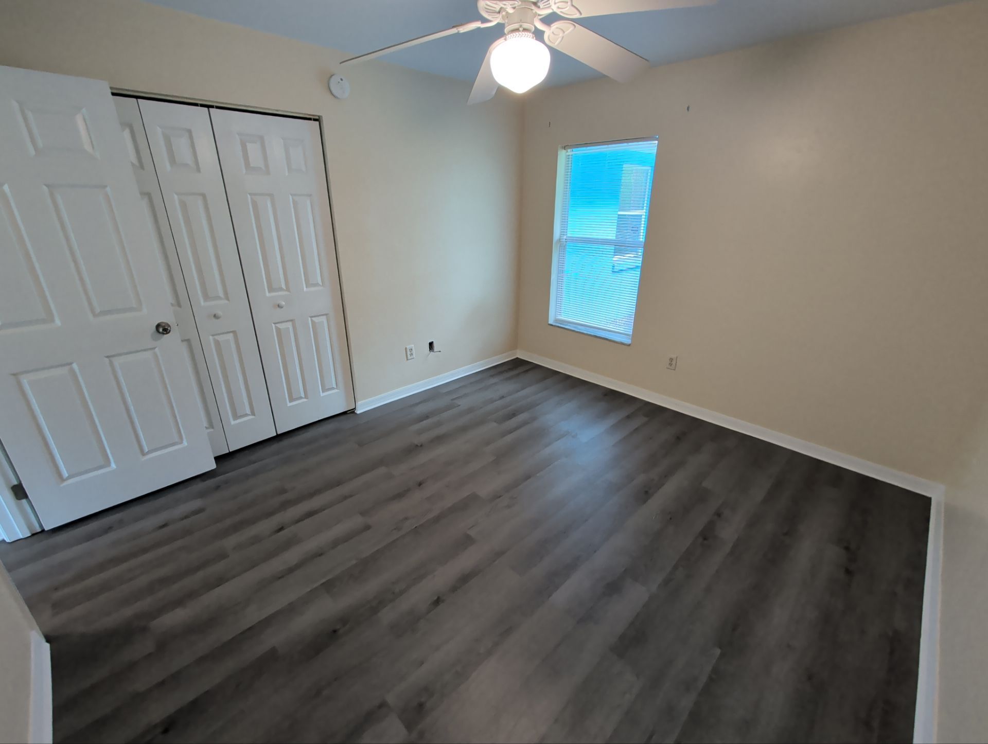 Building Photo - 8885 N Gilovu Dr