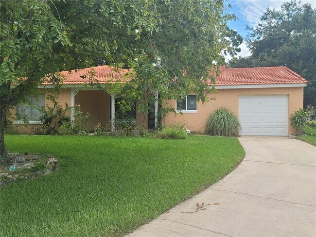 Primary Photo - 10481 Montpelier Cir