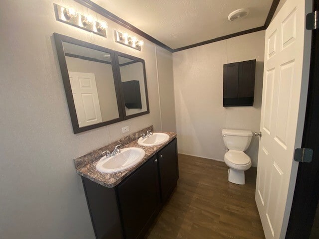 Building Photo - 12 Bradley Ln