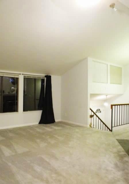 Building Photo - Beautiful Remodeled 3BR/2.5BA Home in Kent...