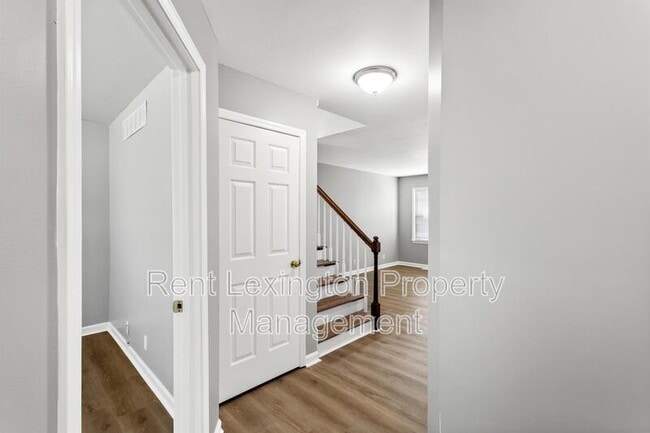 Building Photo - 4589 Fieldmoor Dr