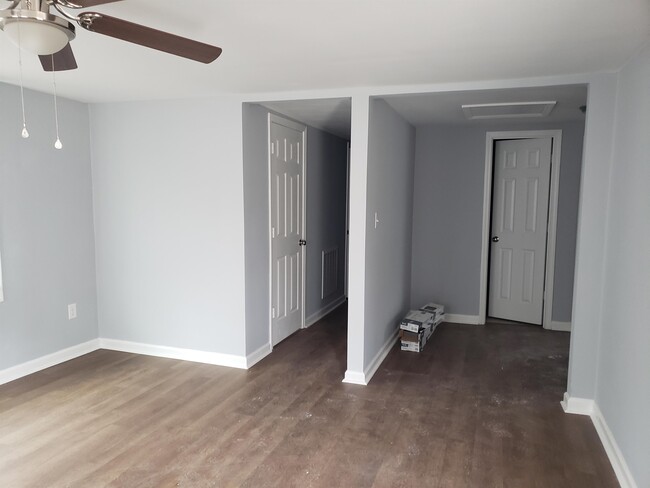 Primary Photo - 4514 Sterling St