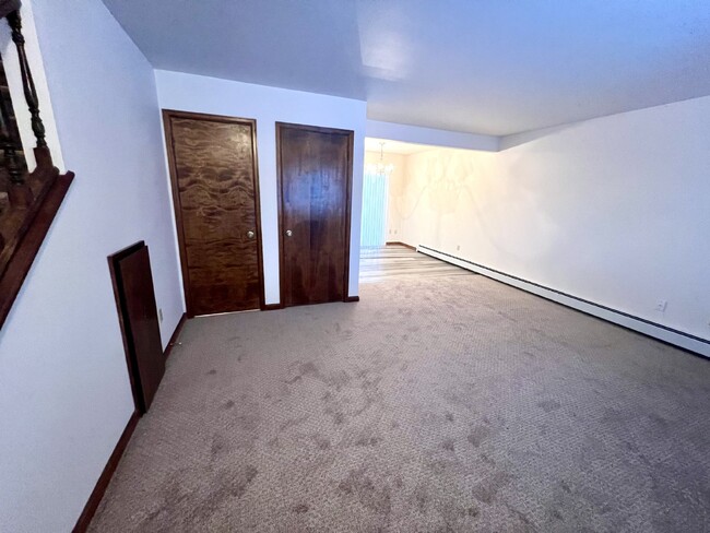 Building Photo - "Cozy 2-Bed Condo with Fireplace Oasis in ...