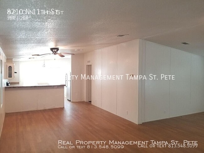 Building Photo - 8210 N 11th St