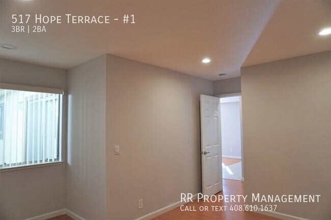 Building Photo - 517 Hope Terrace