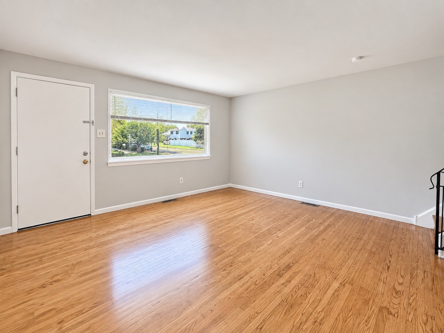 Building Photo - 727 W Emaus Ave