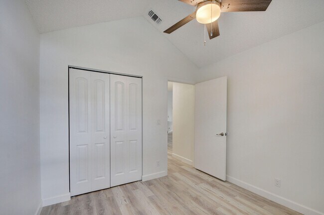 Building Photo - 7390 Ashley Shores Cir