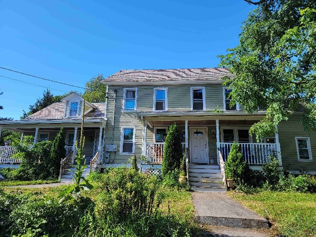 Building Photo - 3047 Birchton Rd