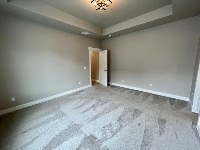 Building Photo - 3 Bed 2 Bath Beautiful Westend Home!