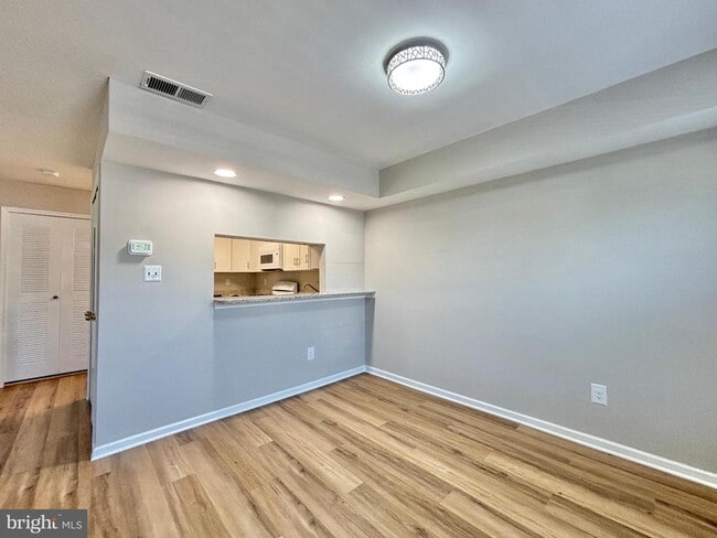 Building Photo - 14421 Gringsby Ct
