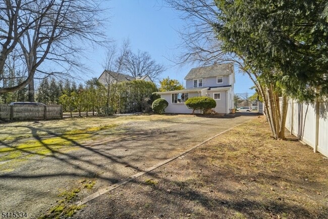 Building Photo - 359 Bogert Ave