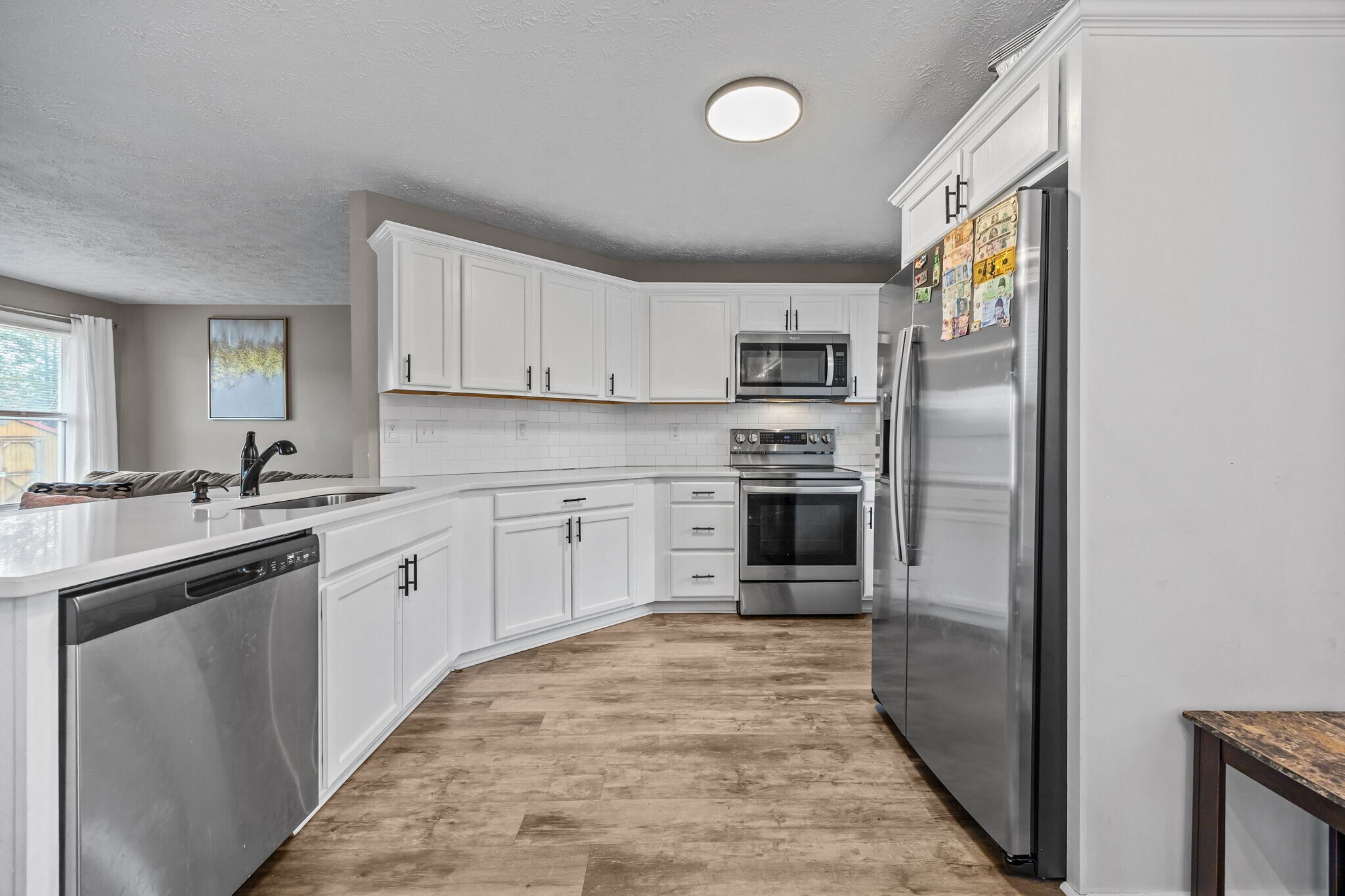 Building Photo - 38 Hallmark Dr