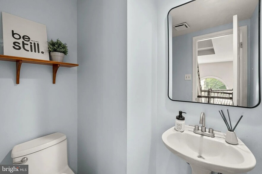 Building Photo - 4705 Rams Horn Row