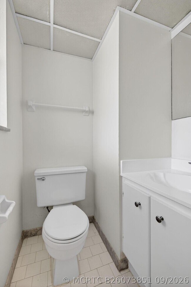 Building Photo - 7925 S Colony Cir