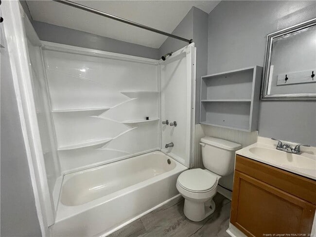 Building Photo - 1516 Pierce St