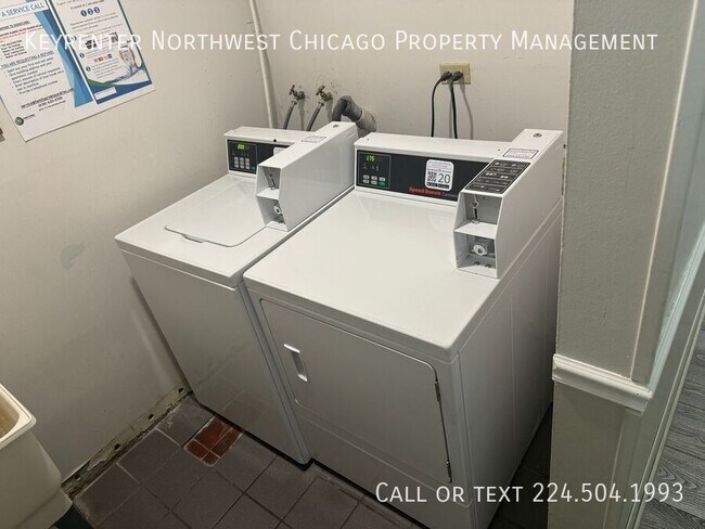 Building Photo - 1465 N Winslowe Dr