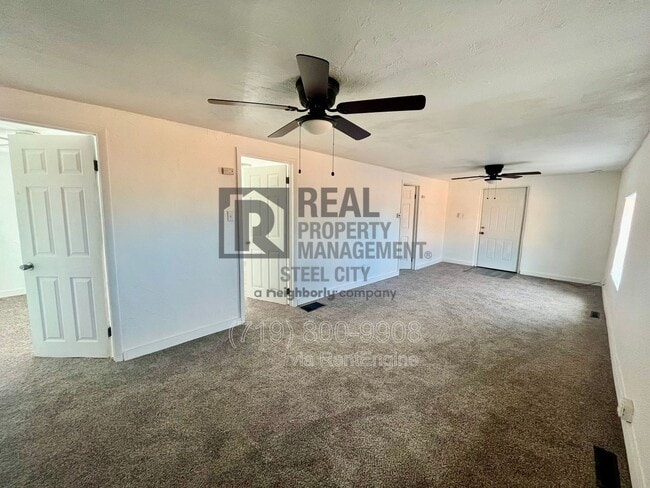 Building Photo - 2802 Lakeview Ave