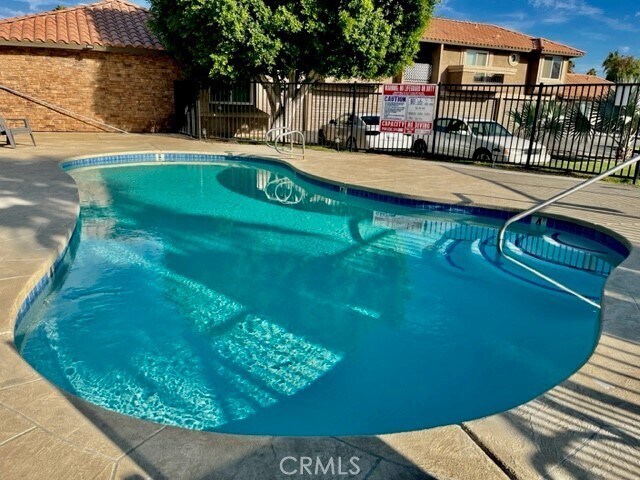 Building Photo - 79400 Ave 42