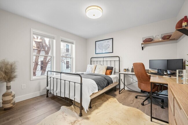 Building Photo - 14-16 Haynes St