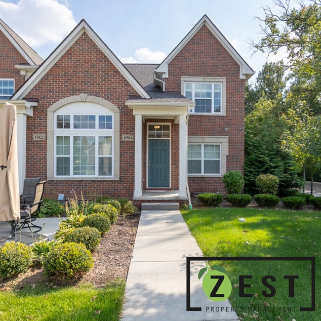 Building Photo - Amazing 3Bedroom 2 Baths