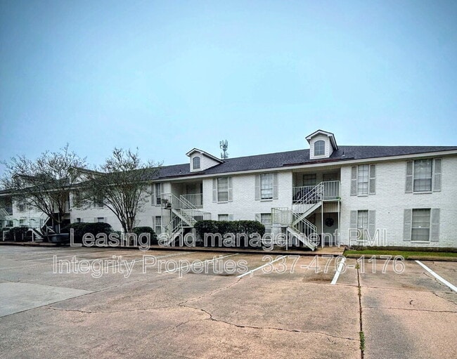 Building Photo - 7324 Menlo Dr