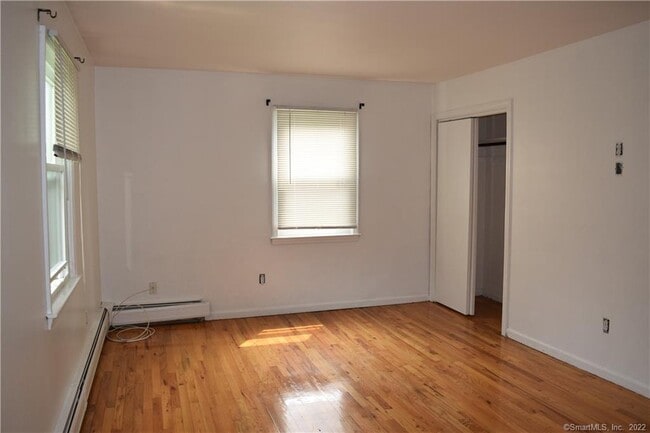Building Photo - 17 Granite Dr